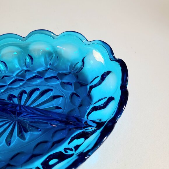 Vintage blue glass divided bowl. - Picture 5 of 6